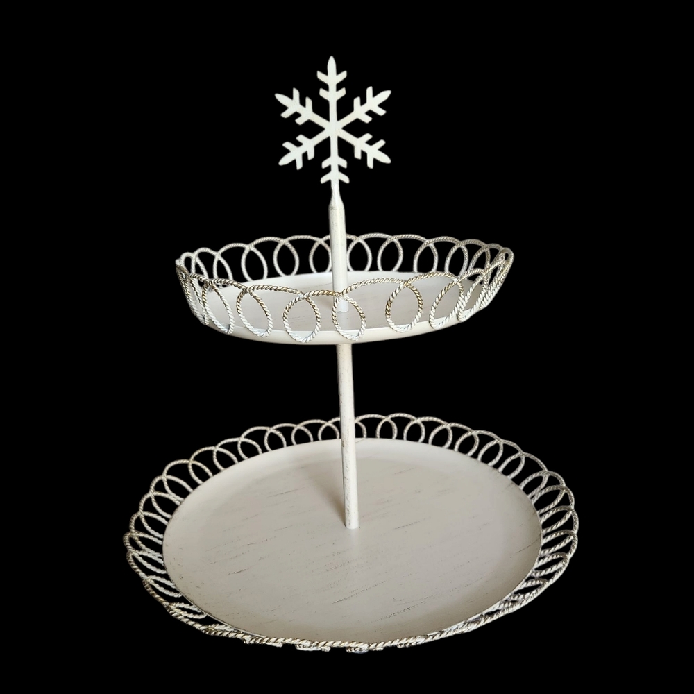 At Home America Snowflake Metalworks Two-Tier Plate Painted Metal/Wire NIB